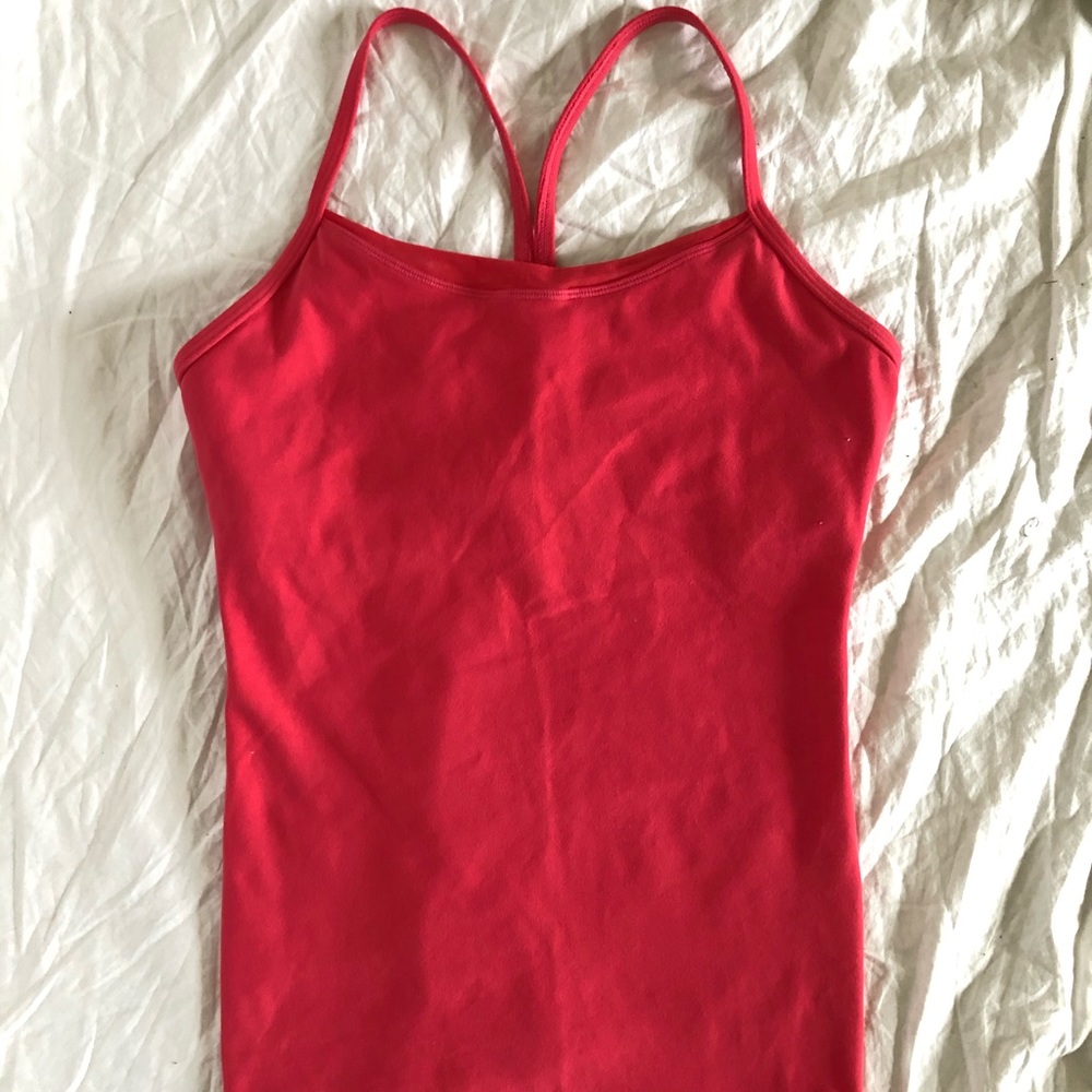 Lululemon tank